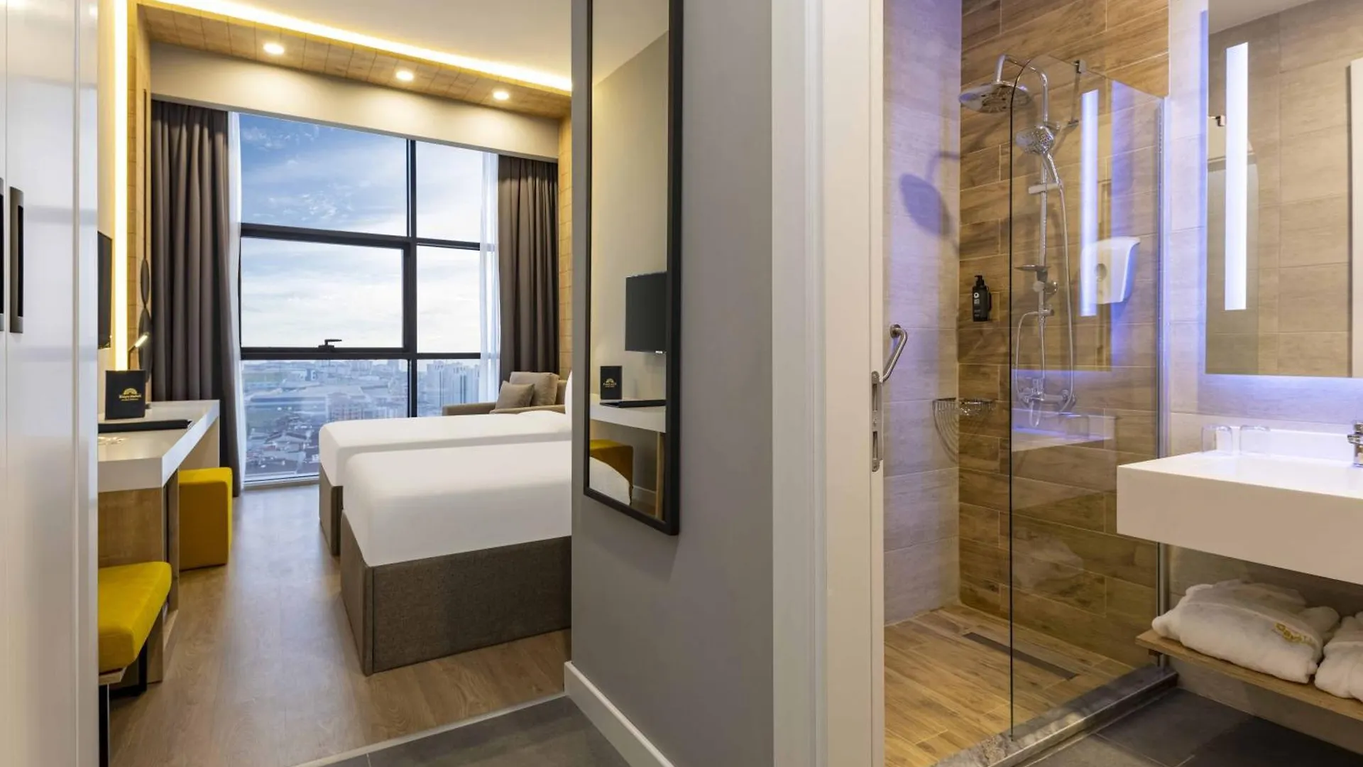 Days Inn & Suites By Wyndham Esenyurt Istanbul 5*,  Turkey
