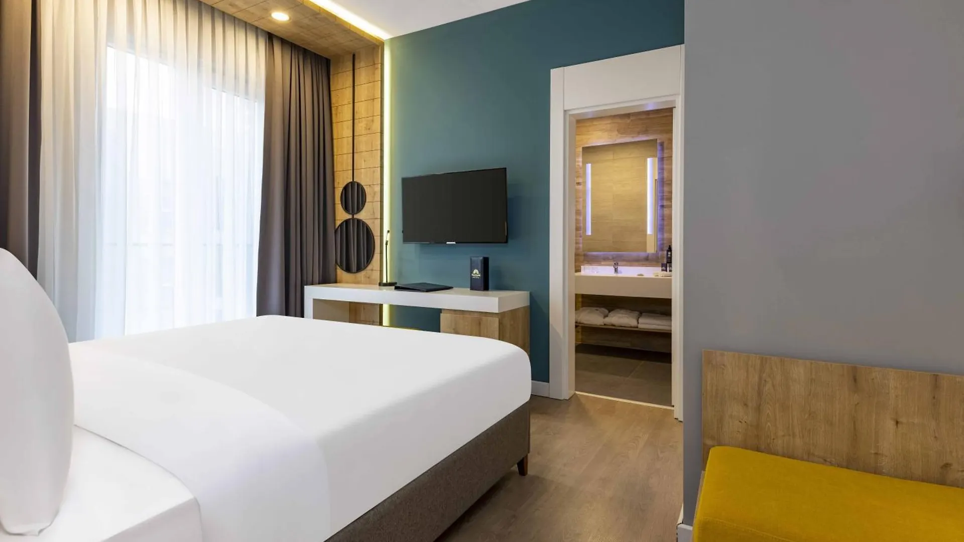 Days Inn & Suites By Wyndham Esenyurt Istanbul 5*,